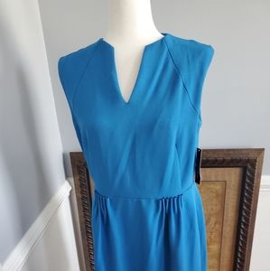 Stunning NWT Tahari dress